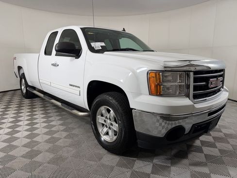 Used 2010 GMC Sierra 1500 SLE w/ Power Pack Plus AWD/4WD image 7