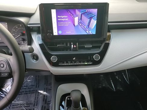 Certified 2023 Toyota Corolla SE image 17