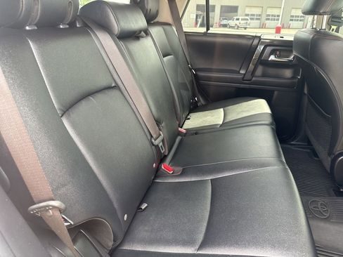 Used 2024 Toyota 4Runner TRD Off-Road Premium w/ Off Road Premium Plus Package AWD/4WD image 23