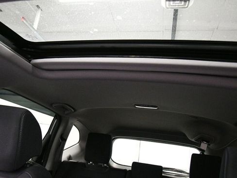 Used 2018 Honda CR-V EX image 19