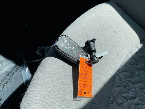 Certified 2023 Chevrolet Equinox LT image 10