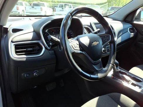 Used 2022 Chevrolet Equinox LT FWD image 14