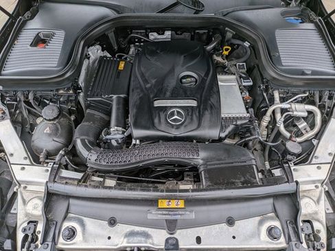 Used 2018 Mercedes-Benz GLC 300 image 24