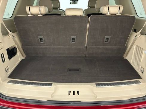 Used 2019 Lincoln Navigator Select w/ Technology Package AWD/4WD image 17