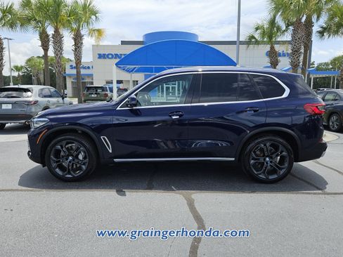 Used 2019 BMW X5 xDrive40i w/ Convenience Package AWD/4WD image 2