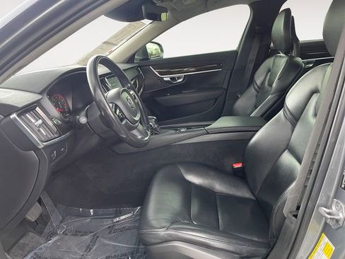 Used 2018 Volvo S90 T5 Momentum w/ Momentum Plus Package image 9