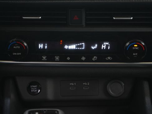 Used 2025 Nissan Rogue SV image 19