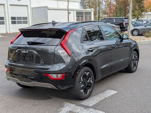 Used 2024 Kia Niro Wind image 3