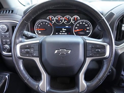 Used 2021 Chevrolet Silverado 1500 LT Trail Boss w/ Bed Protection Package AWD/4WD image 17