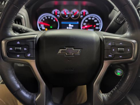 Used 2022 Chevrolet Silverado 1500 RST image 9