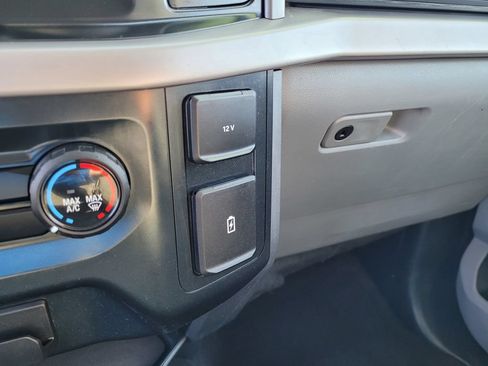Used 2023 Ford F150 XLT AWD/4WD image 16
