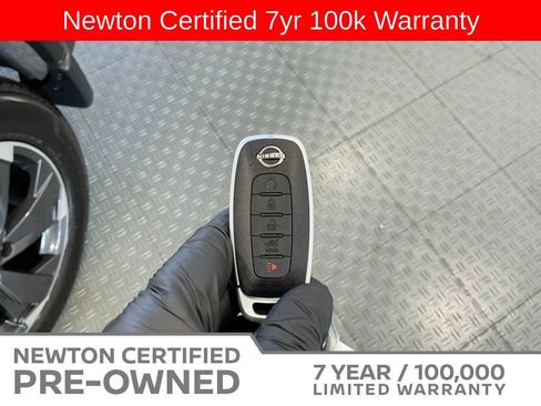 Used 2024 Nissan Rogue SV w/ SV Premium Package AWD/4WD image 37