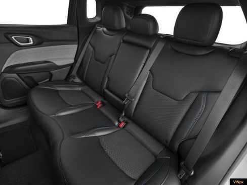 New 2026 Jeep Compass Latitude AWD/4WD image 10