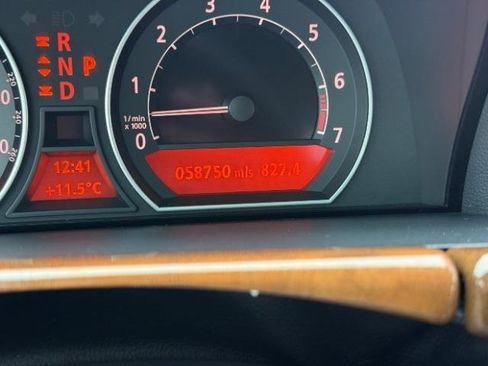 Used 2005 BMW 745i image 27