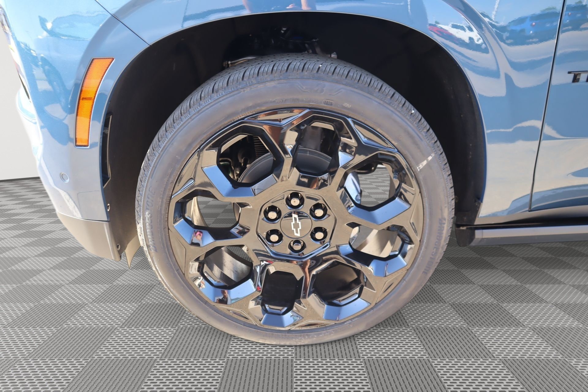 New 2026 Chevrolet Tahoe High Country AWD/4WD image 19