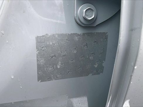 Used 2024 Chevrolet Silverado 2500 LT image 34