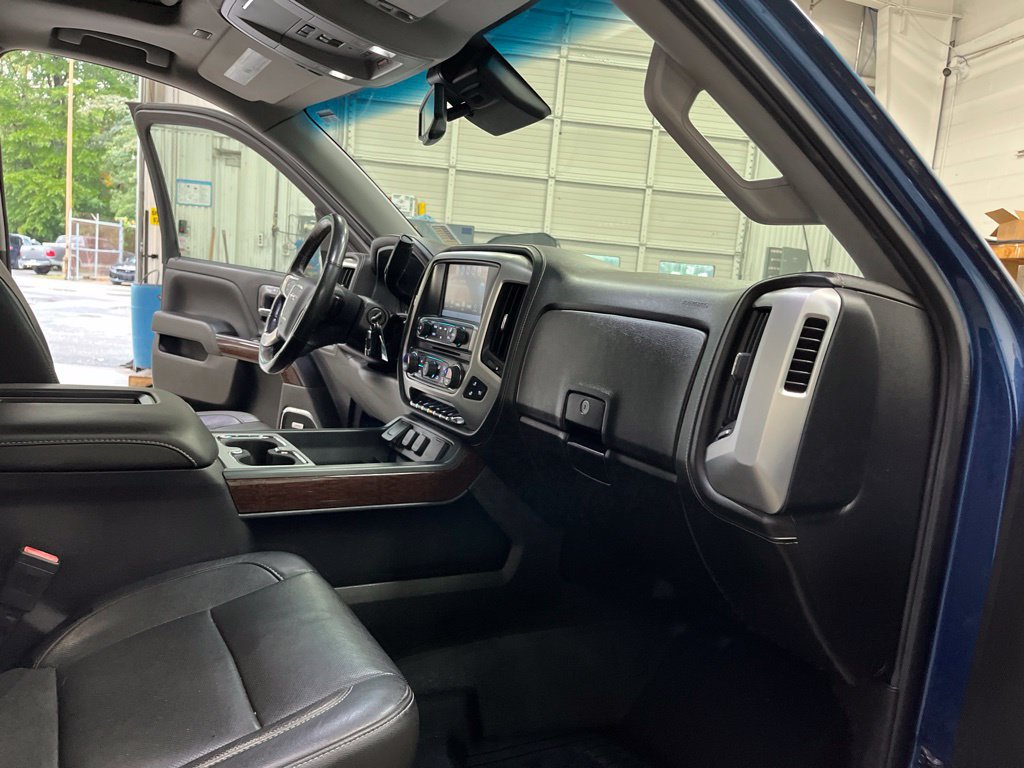 Used 2018 GMC Sierra 1500 SLT AWD/4WD image 36