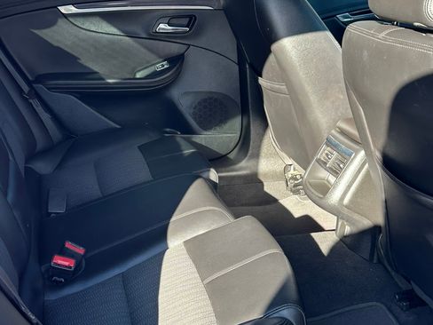 Used 2019 Chevrolet Impala LT image 12