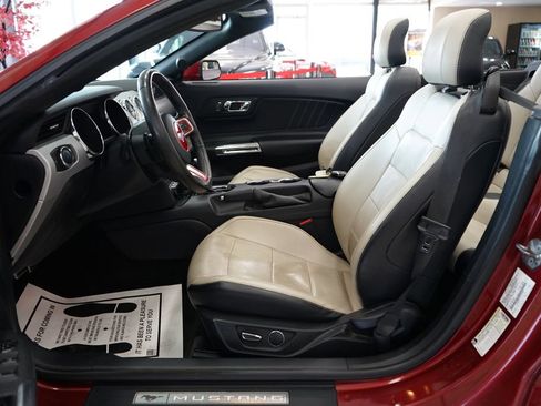Used 2015 Ford Mustang Premium RWD image 32