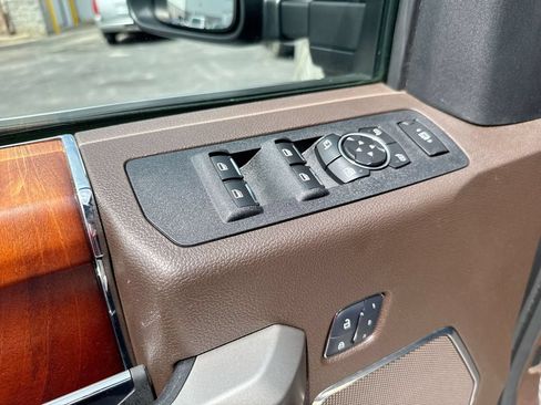 Used 2017 Ford F350 King Ranch w/ King Ranch Ultimate Package AWD/4WD image 22