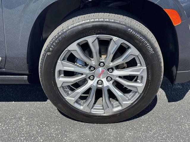Used 2021 GMC Yukon XL Denali w/ Denali Ultimate Package AWD/4WD image 6