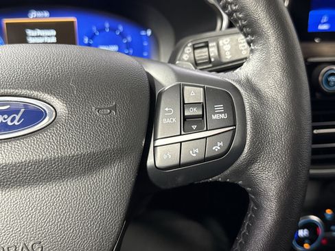 Used 2020 Ford Escape Titanium image 20