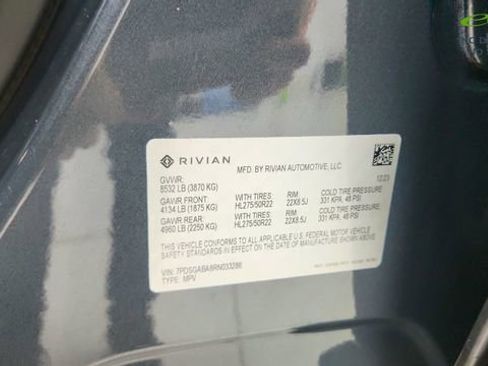 Used 2024 Rivian R1S Adventure AWD/4WD image 63