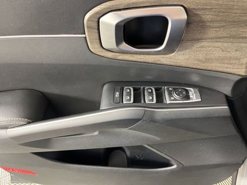 Used 2023 Kia Sorento X-Line EX image 28