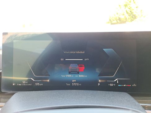 Used 2024 BMW X7 xDrive40i AWD/4WD image 22