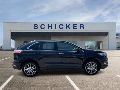 Used 2024 Ford Edge Titanium AWD/4WD image 2