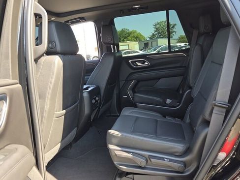 Used 2023 Chevrolet Tahoe LT w/ Luxury Package AWD/4WD image 8