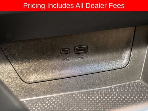 Used 2026 Chevrolet Equinox ACTIV w/ Convenience Package III AWD/4WD image 16