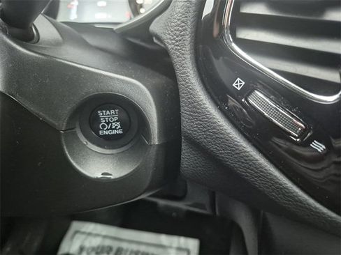 Used 2019 Jeep Compass Limited image 16