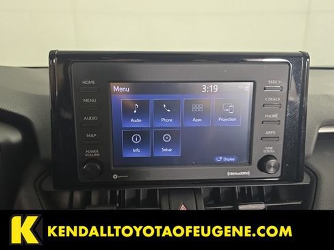 Used 2022 Toyota RAV4 LE AWD/4WD image 17