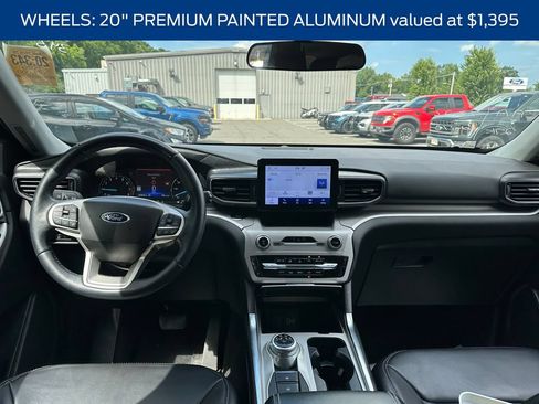 Used 2023 Ford Explorer XLT w/ Equipment Group 202A AWD/4WD image 7