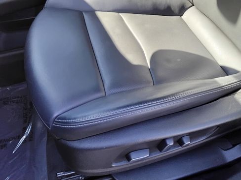 Used 2023 Cadillac XT6 Premium Luxury image 18