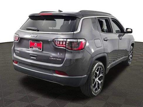 Used 2024 Jeep Compass Limited AWD/4WD image 8