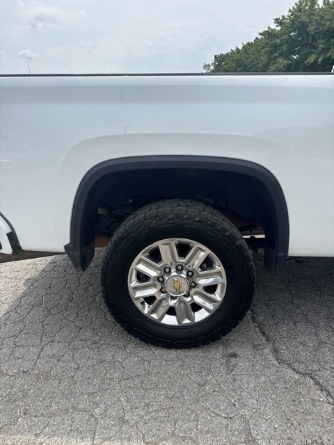 Used 2025 Chevrolet Silverado 3500 High Country w/ High Country Premium Package AWD/4WD image 11