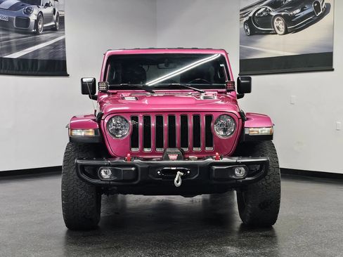 Used 2021 Jeep Wrangler Unlimited Rubicon w/ Xtreme Recon 35" Tire Package AWD/4WD image 3