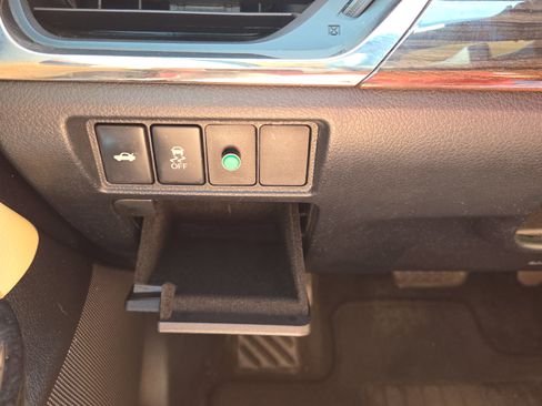 Used 2015 Toyota Avalon XLE Premium image 22