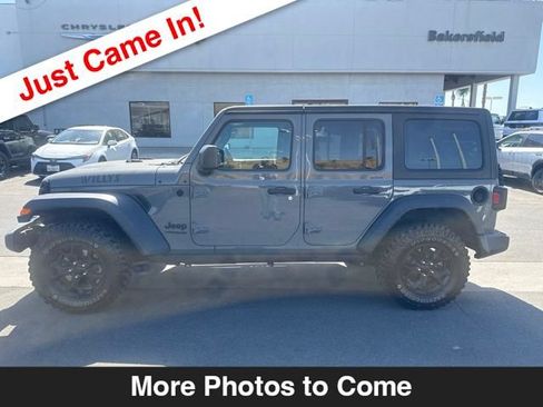 Used 2022 Jeep Wrangler Unlimited Sport AWD/4WD image 2