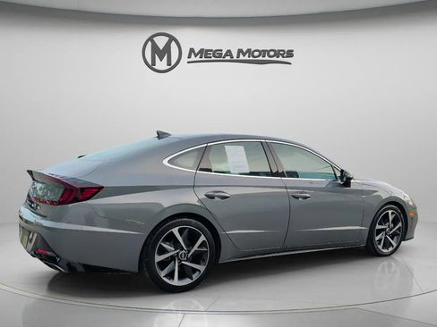 Used 2022 Hyundai Sonata SEL Plus w/ Preferred Accessory Package FWD image 8
