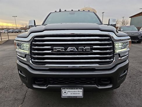 Used 2024 RAM 3500 Limited image 12