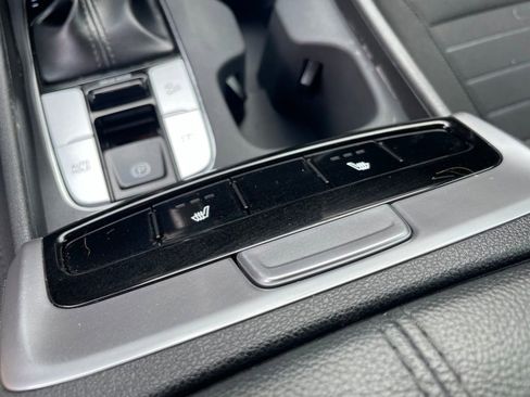 Used 2024 Hyundai Santa Cruz SEL FWD image 19