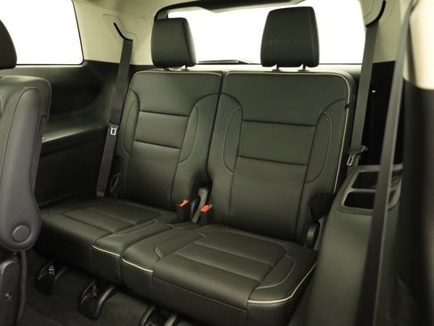 Used 2023 GMC Acadia Denali w/ Denali Ultimate Package image 42