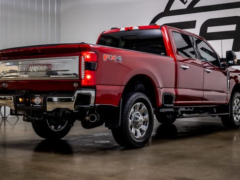 Used 2025 Ford F350 King Ranch w/ Chrome Package image 38