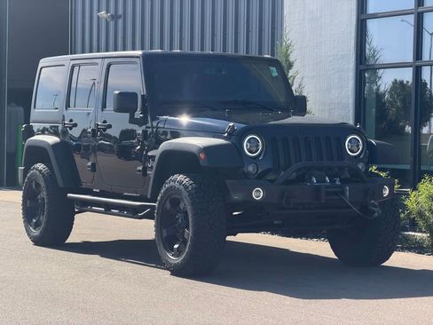 Used 2014 Jeep Wrangler Unlimited Sport w/ Quick Order Package 24S AWD/4WD image 4