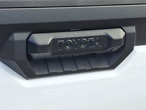 Used 2022 Toyota Tundra SR5 image 28