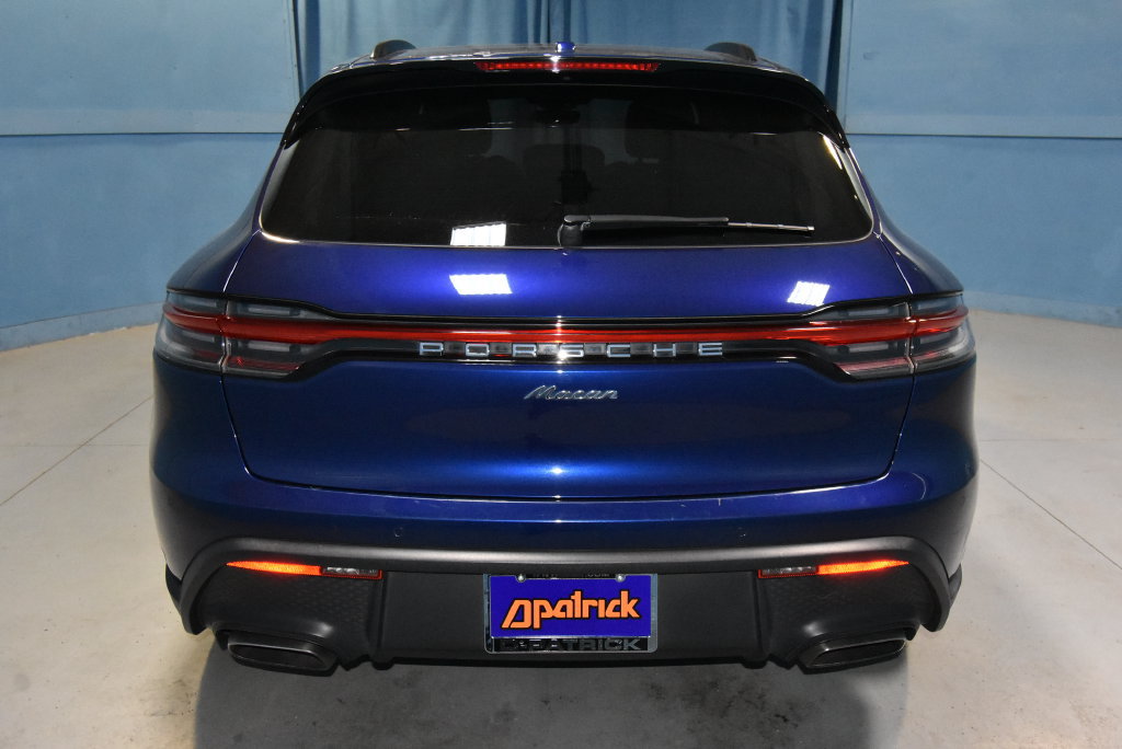 Used 2022 Porsche Macan AWD/4WD image 32