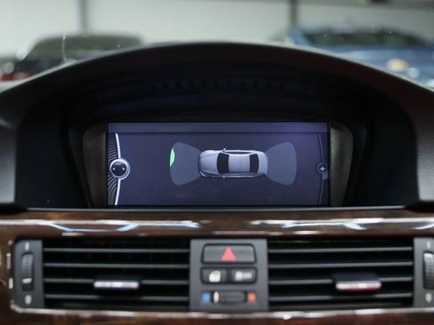 Used 2013 BMW 328i Convertible w/ M Sport Pkg image 43